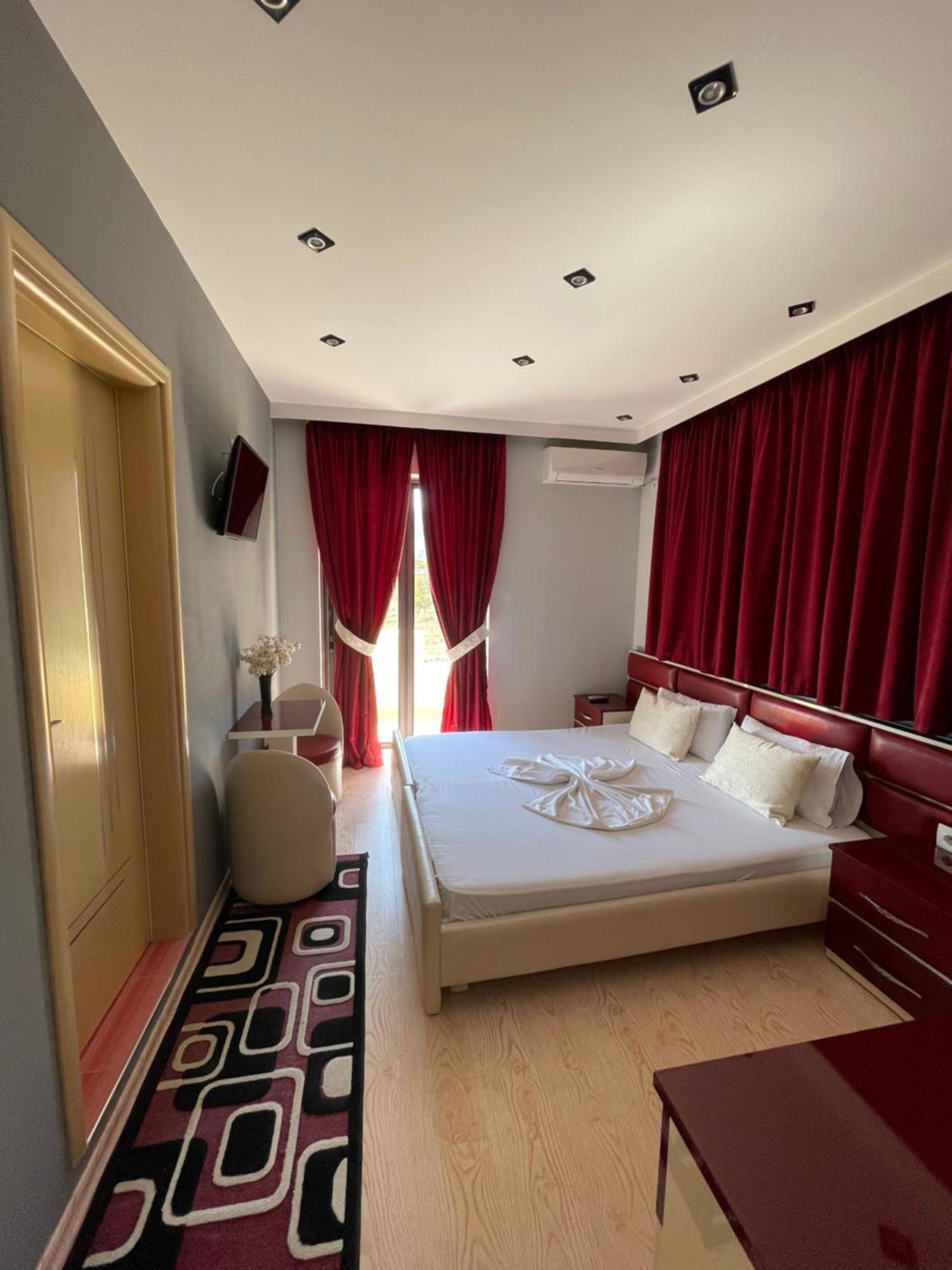 Hotel Selfo Dervisciani Εξωτερικό φωτογραφία