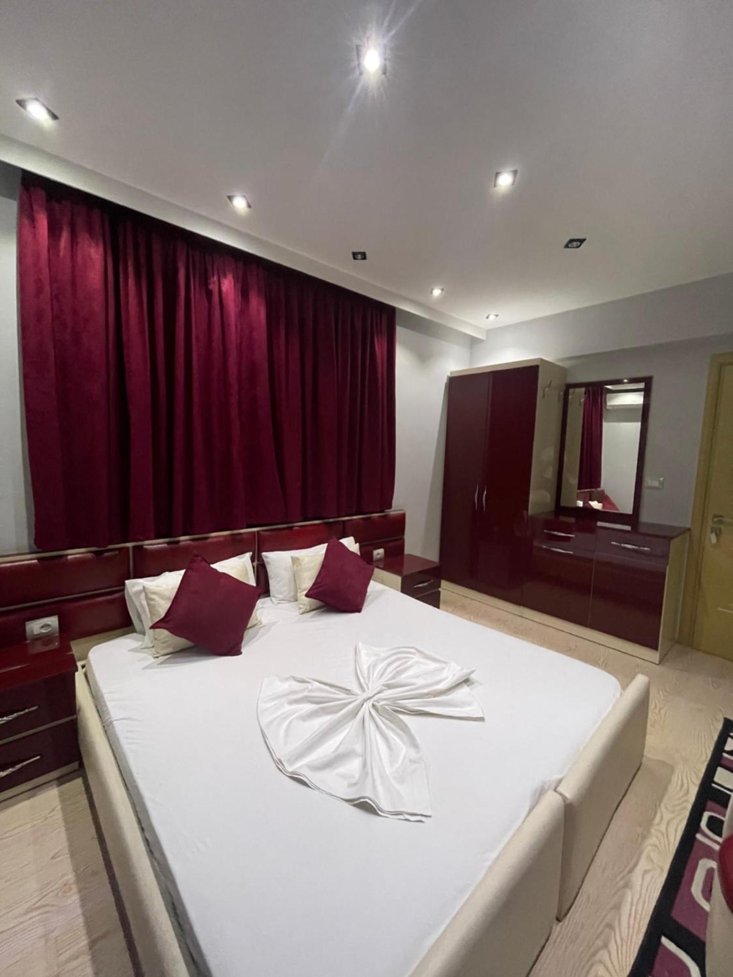 Hotel Selfo Dervisciani Εξωτερικό φωτογραφία